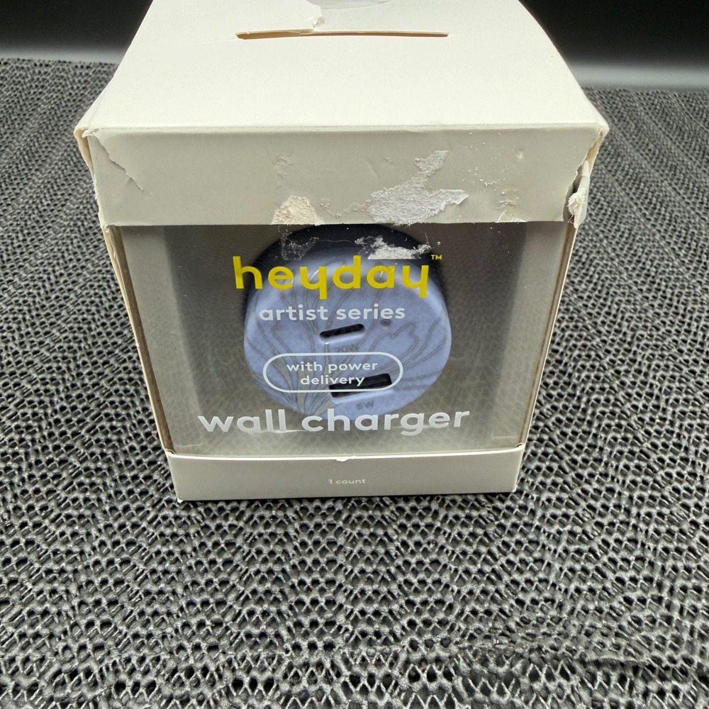 Heyday Artist Series Wall Charger 25W USB-C USB-A Jerilyn Lee Blue Marble Floral
